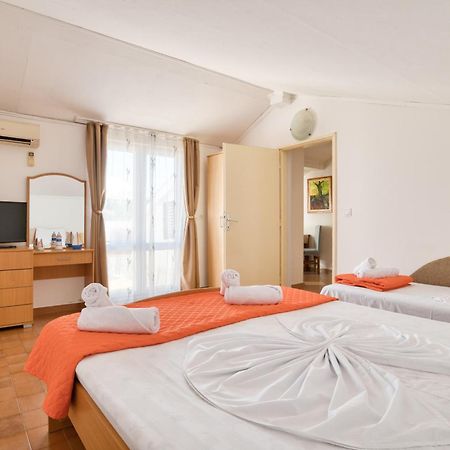 Apartments Elena Будва Экстерьер фото