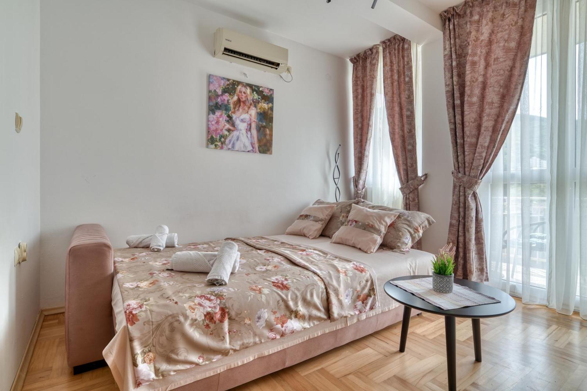 Apartments Elena Будва Экстерьер фото