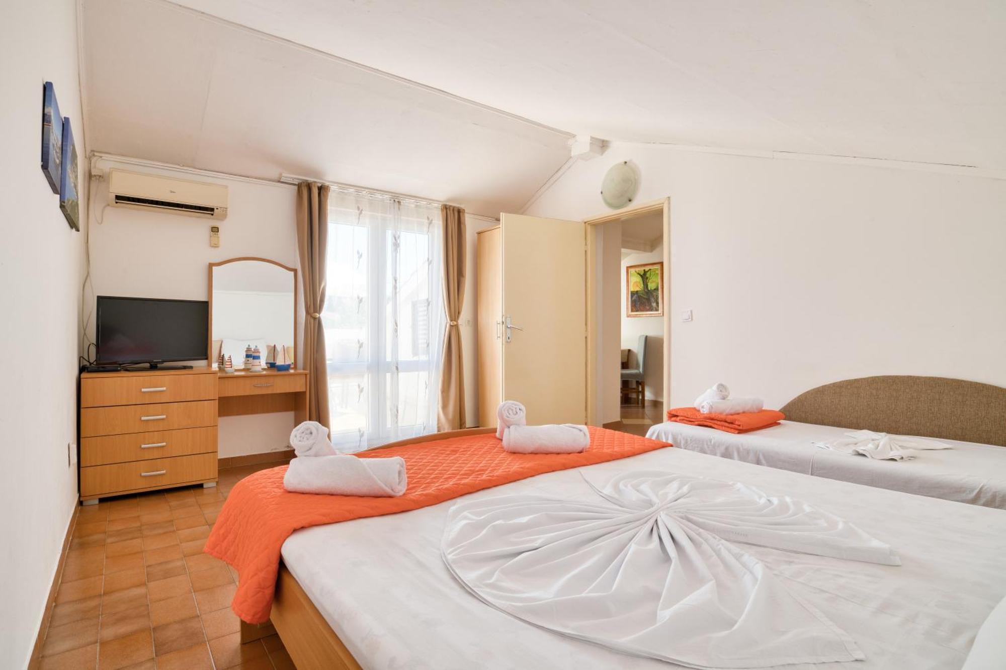Apartments Elena Будва Экстерьер фото