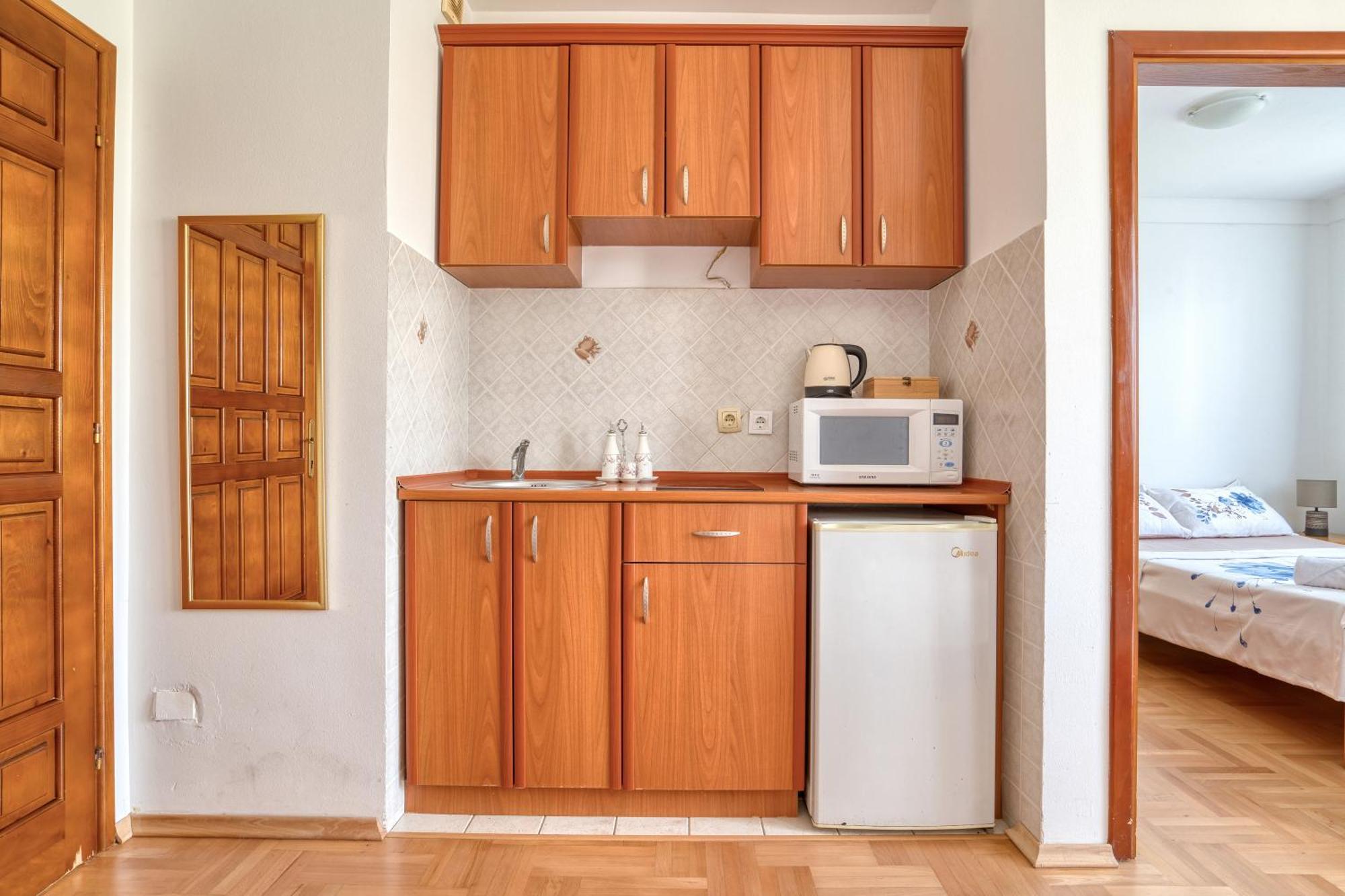 Apartments Elena Будва Экстерьер фото